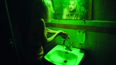 Climax film trailer button