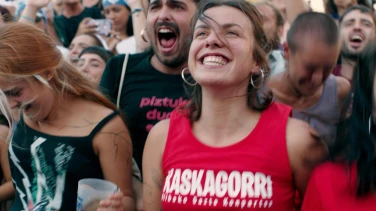 Jone, Sometimes film trailer button