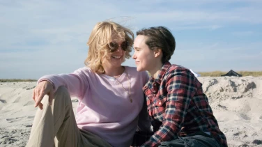 Freeheld film trailer button