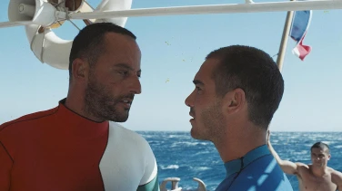 Le grand bleu film trailer button