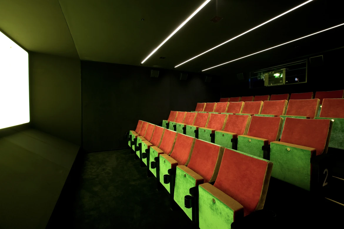 Houdini cinema hall view