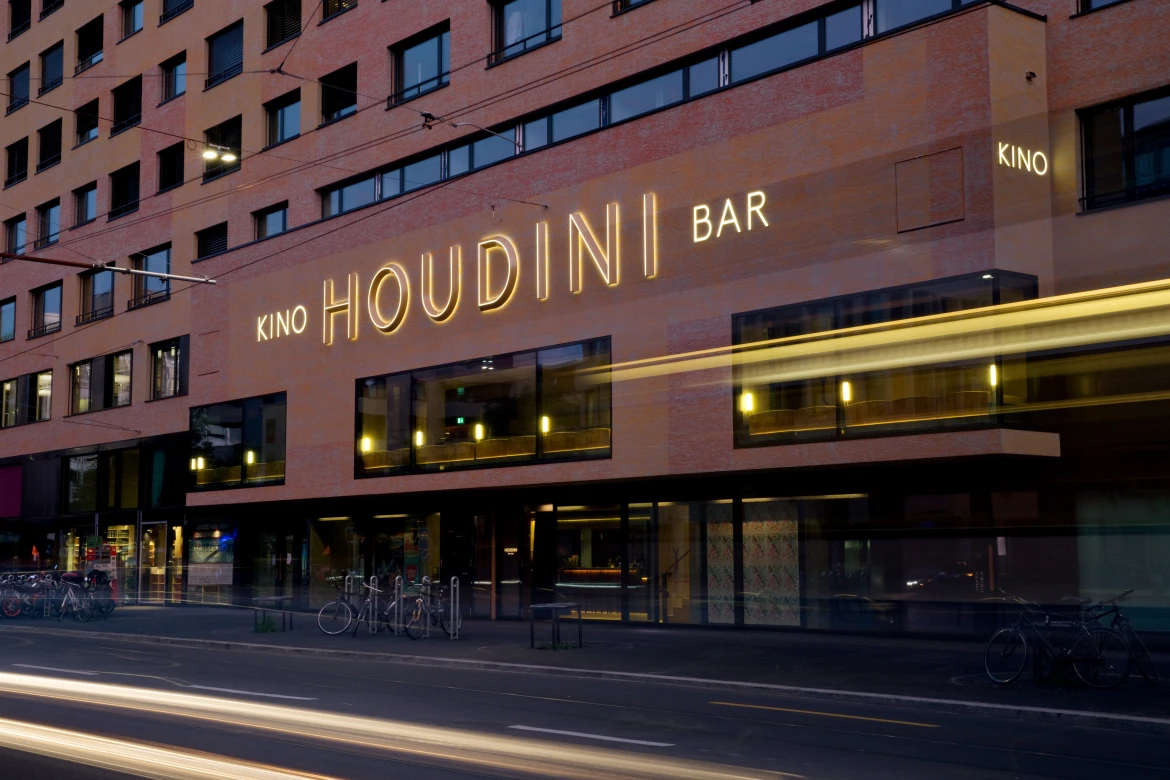 Houdini cinema/bar exterior view