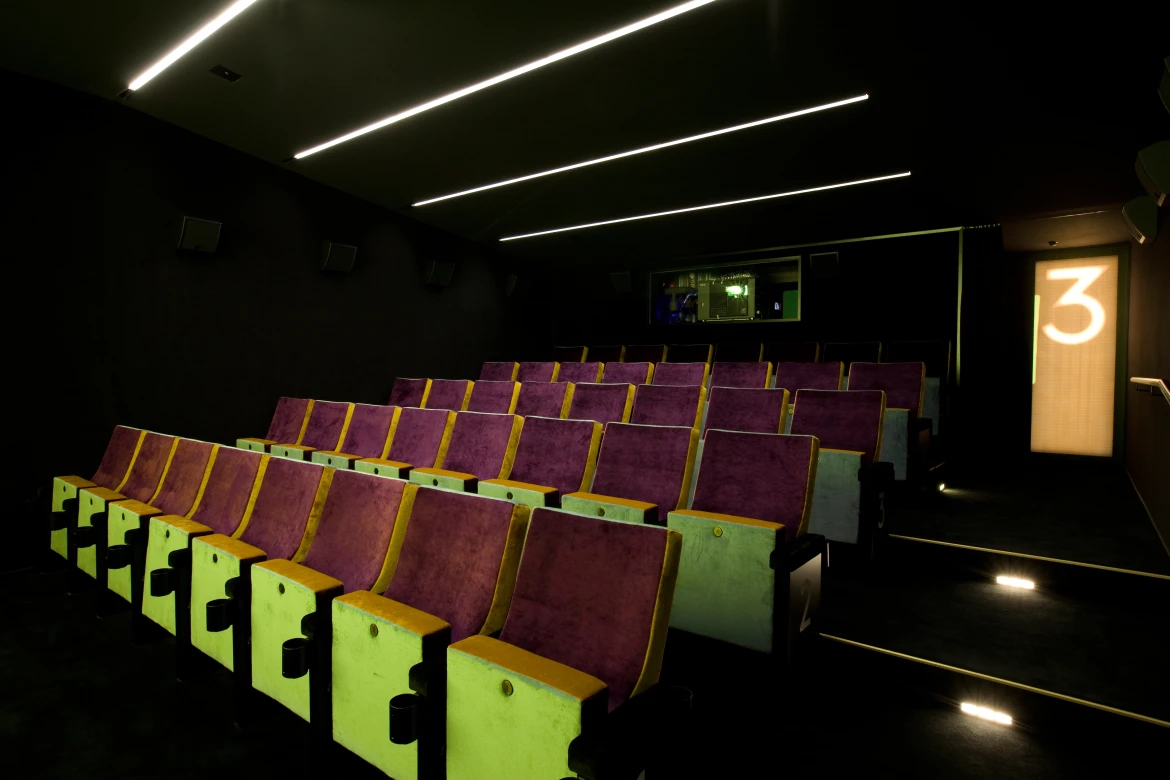 Houdini cinema hall view