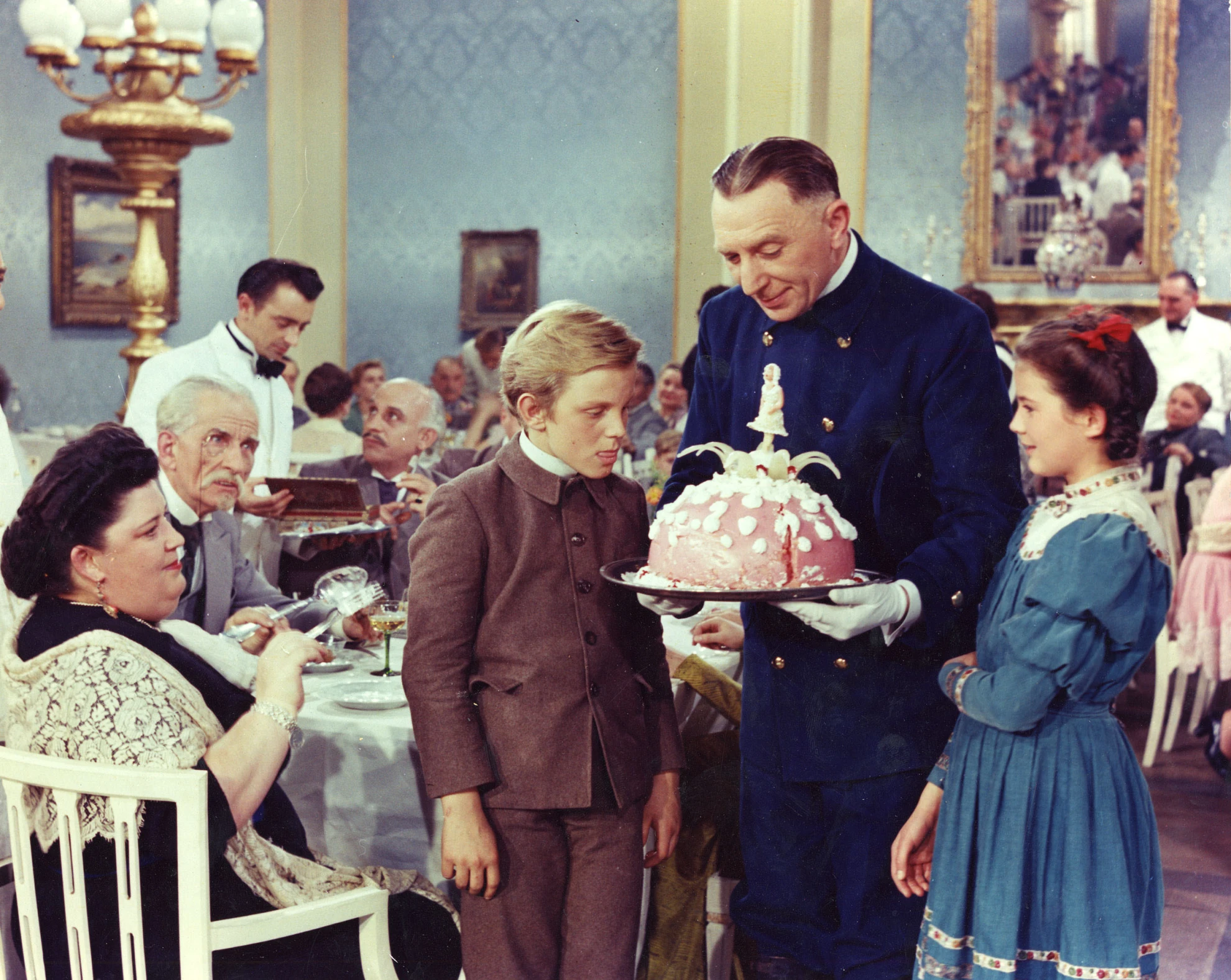 Heidi und Peter hero banner image placeholder