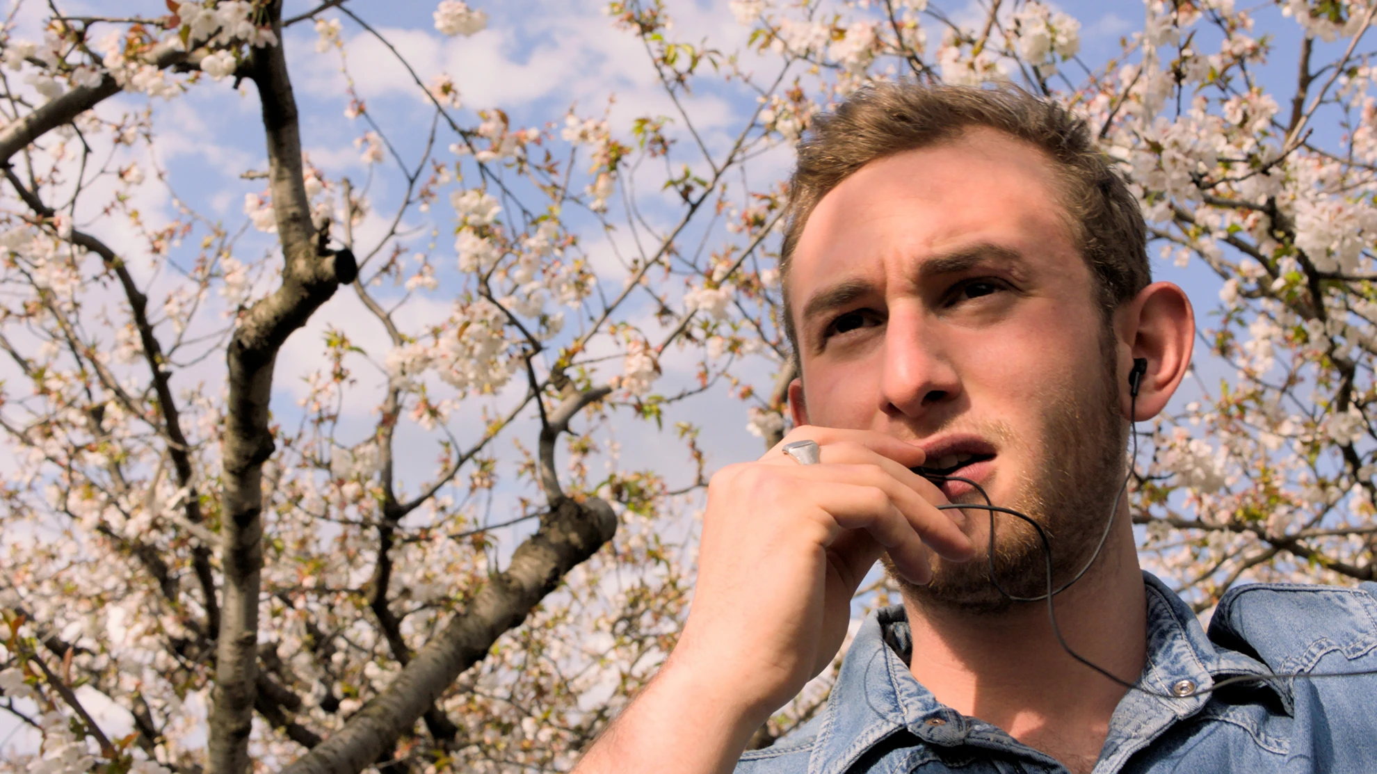 L'adieu à la nuit hero banner image placeholder