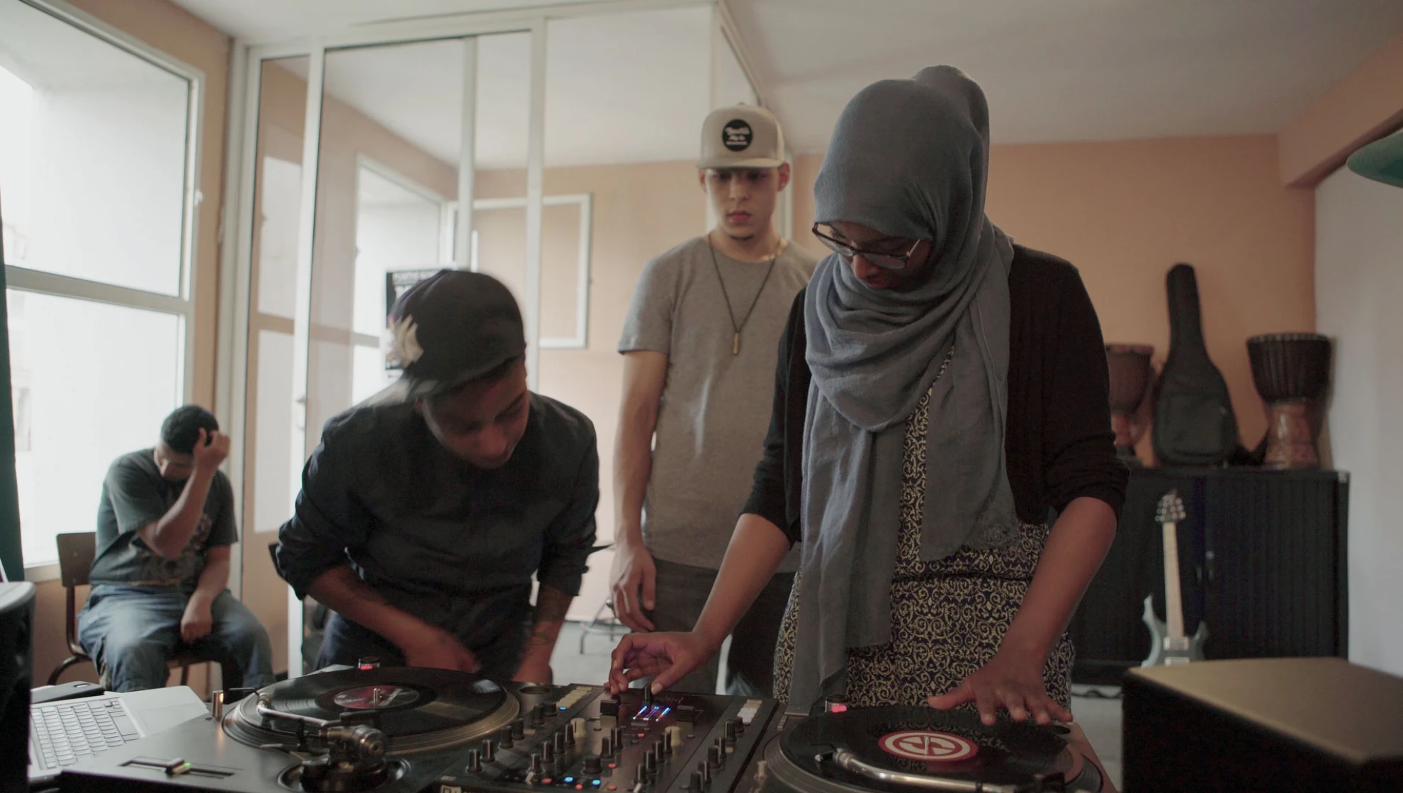 Amazonen einer Grossstadt hero banner image placeholder