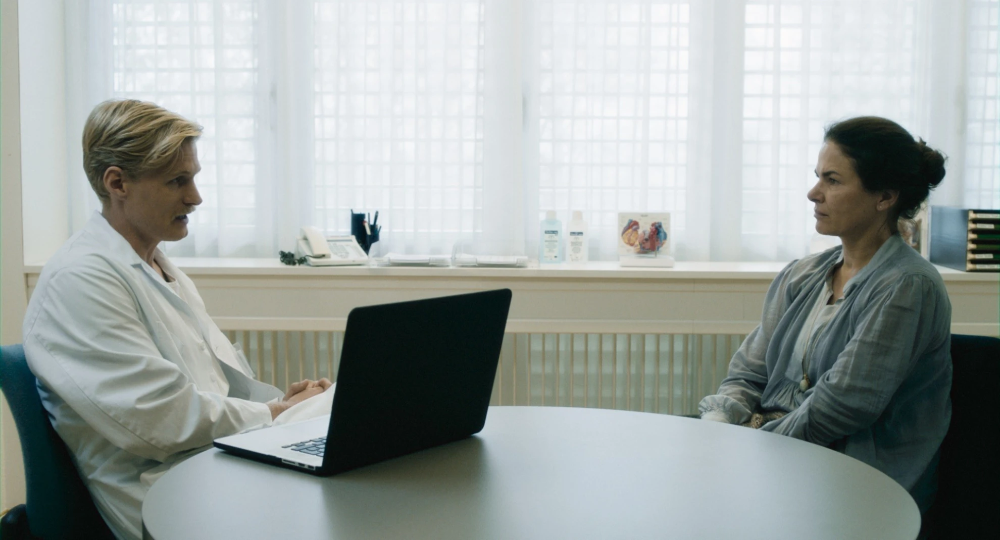 Vakuum hero banner image placeholder