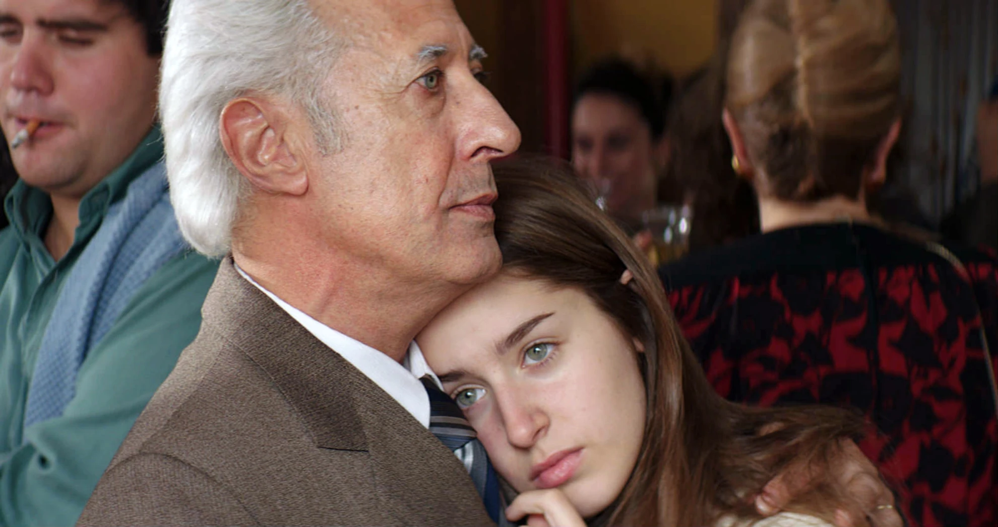 El Clan hero banner image placeholder