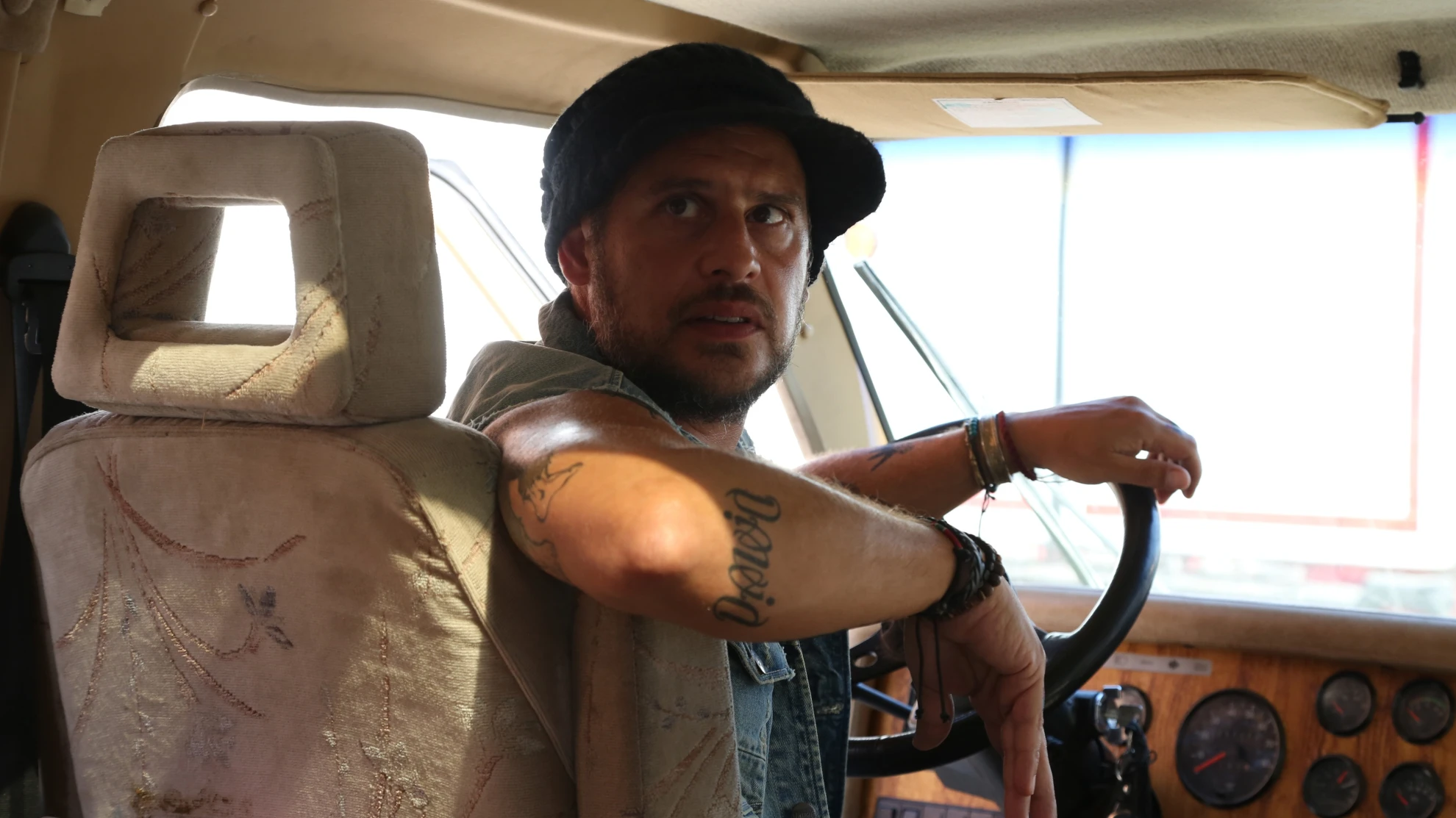 Roads hero banner image placeholder