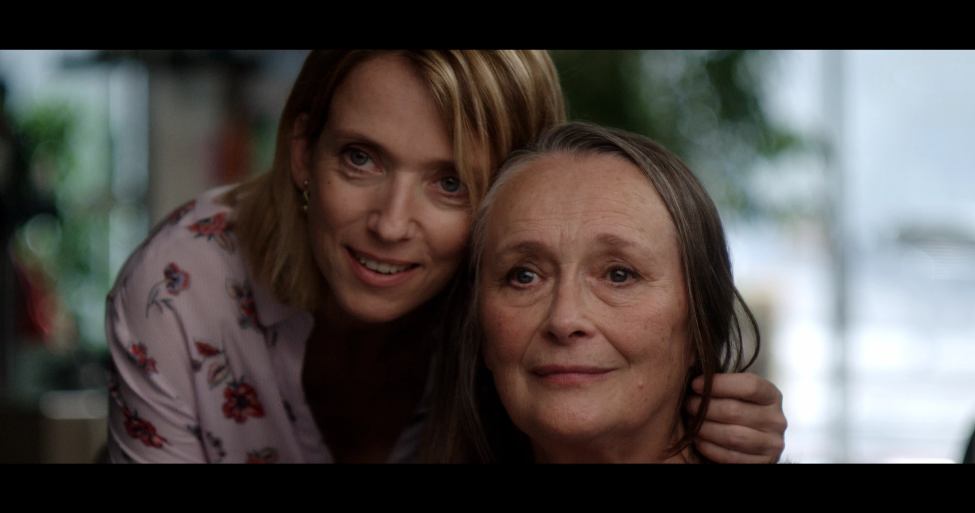 Deux hero banner image placeholder