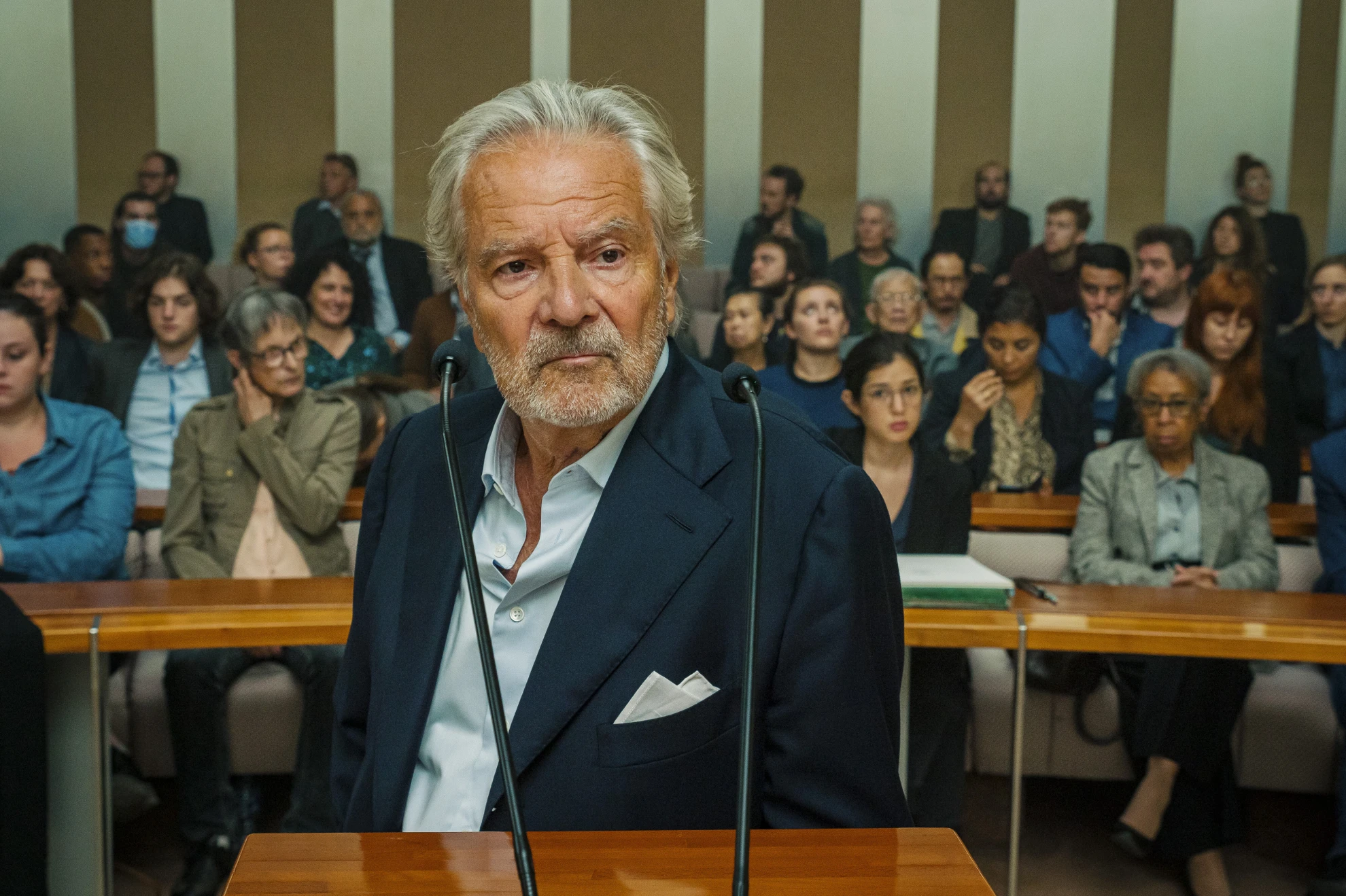 Les choses humaines hero banner image placeholder