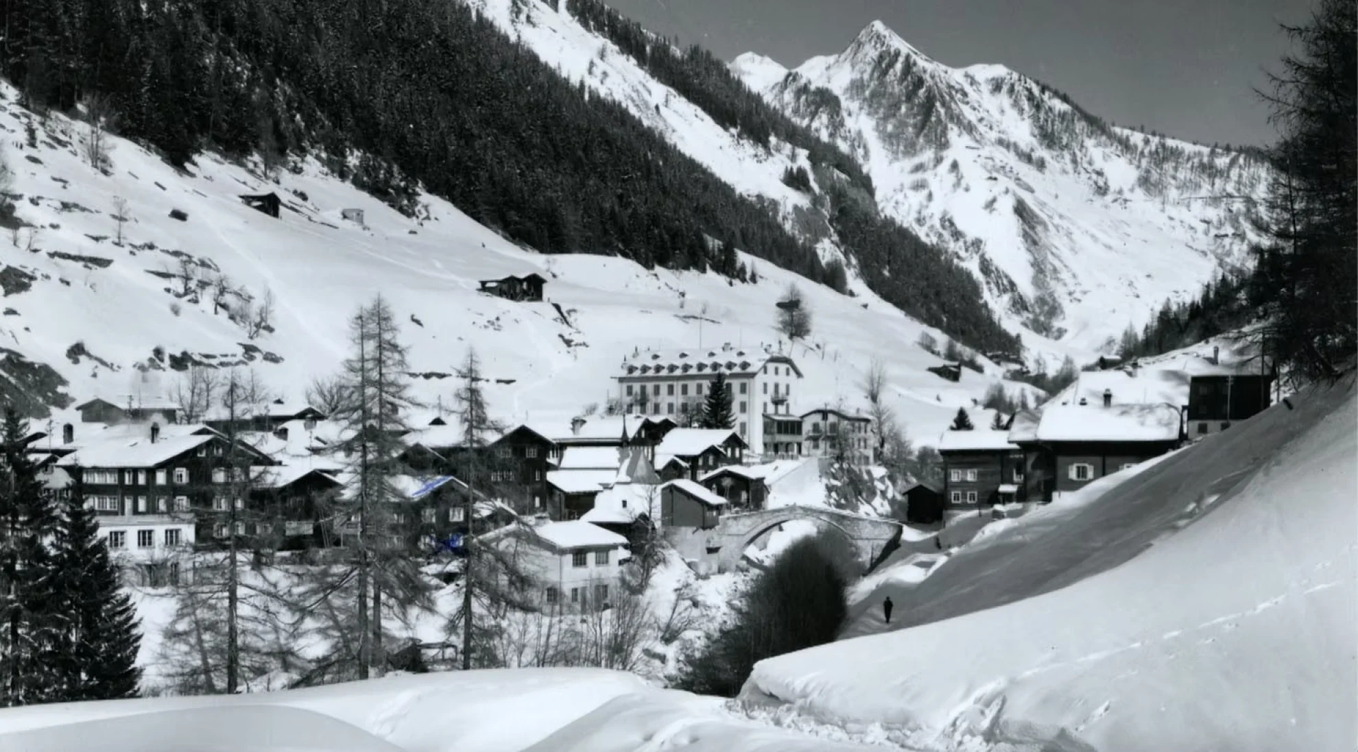 So is gsi hero banner image placeholder