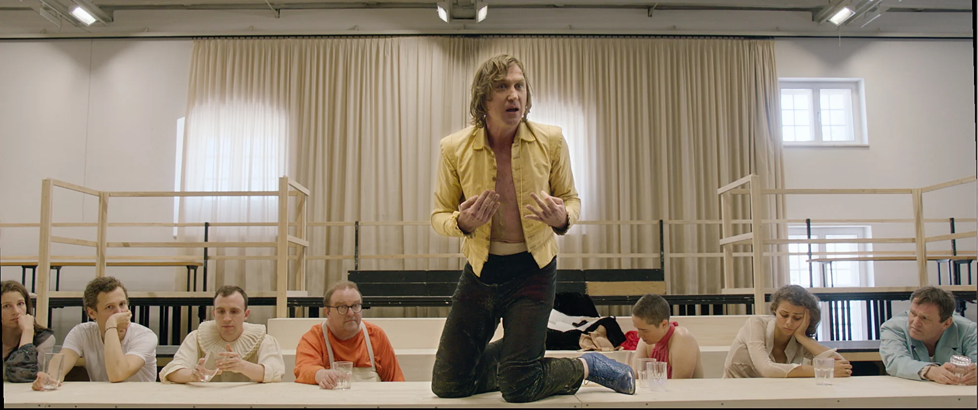 Lars Eidinger - Sein oder Nichtsein hero banner image