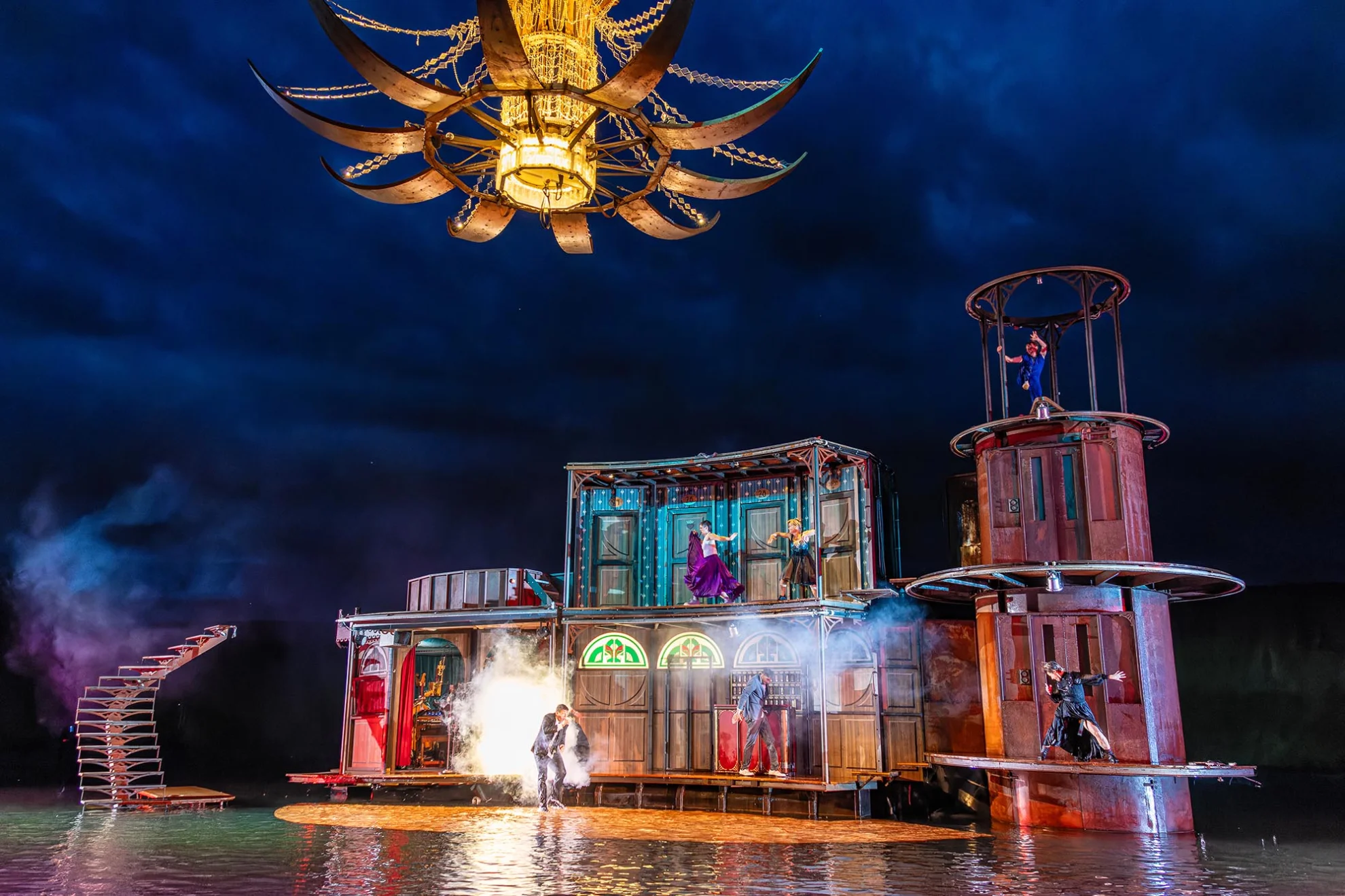 Karl's kühne Gassenschau - Ein Abgang mit Paukenschlag hero banner image placeholder