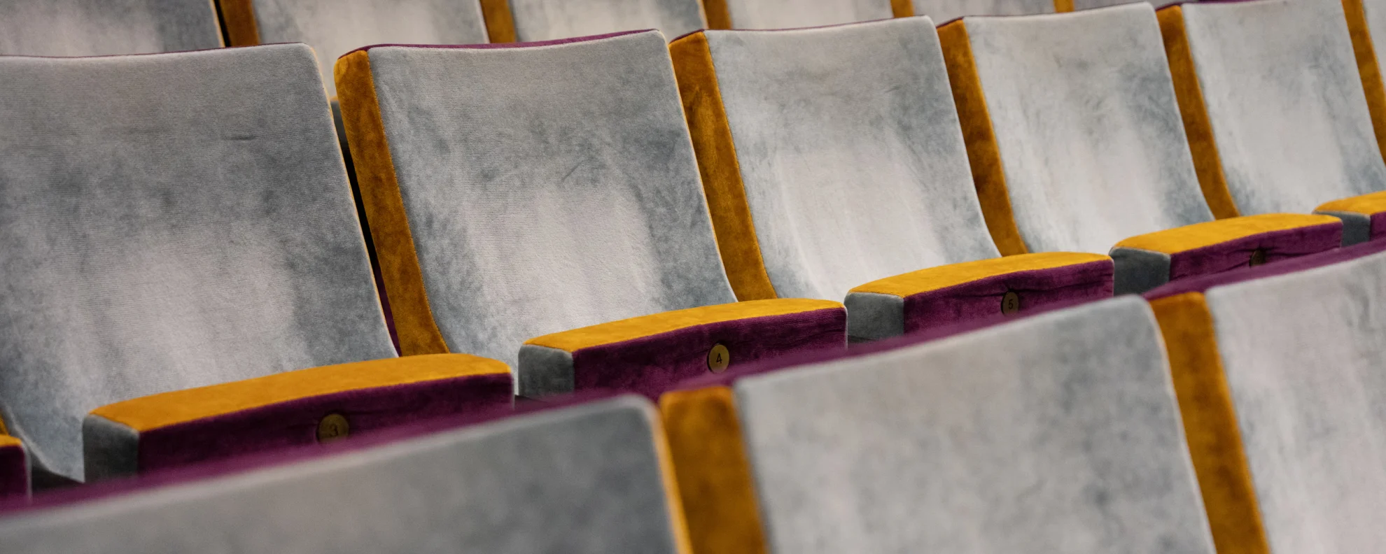 Riffraff und Houdini unterstützen hero banner image