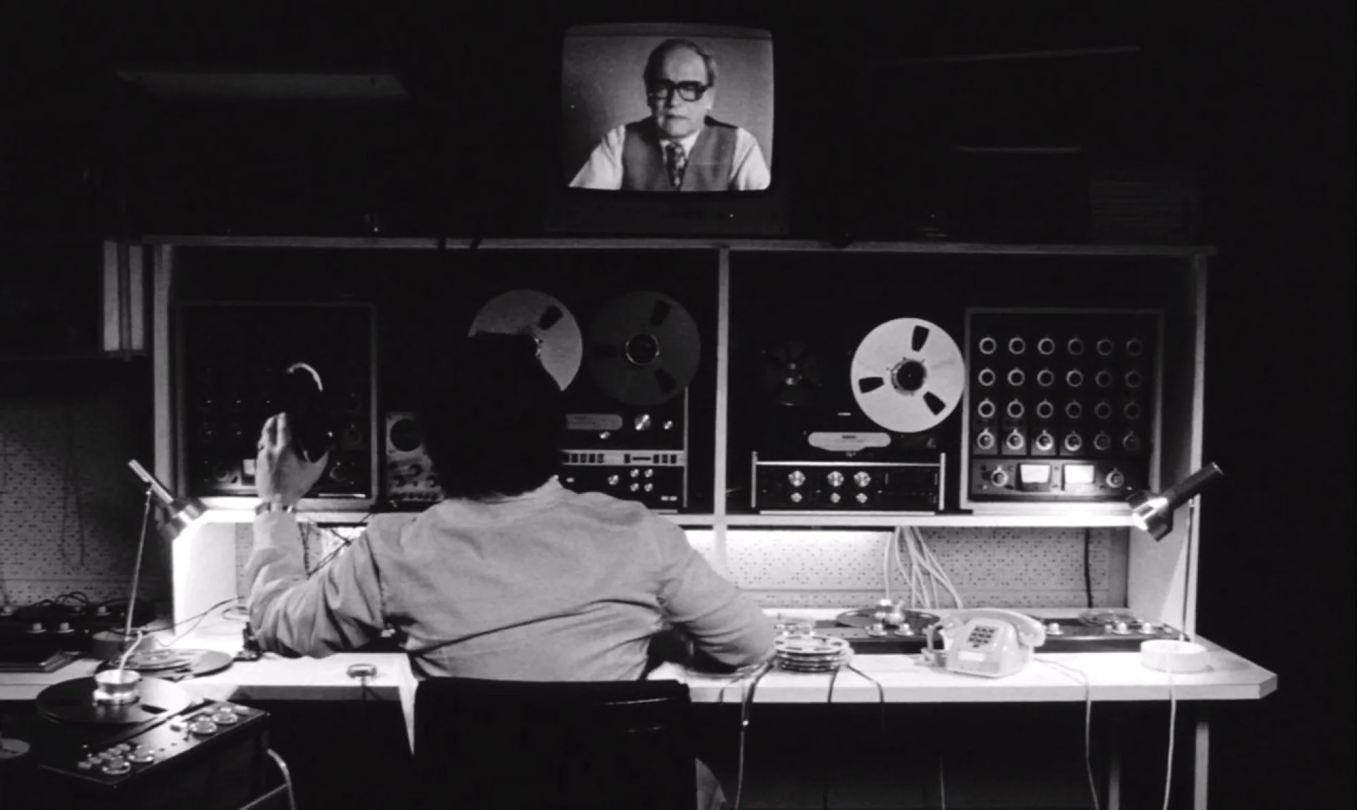 Grauzone hero banner image placeholder