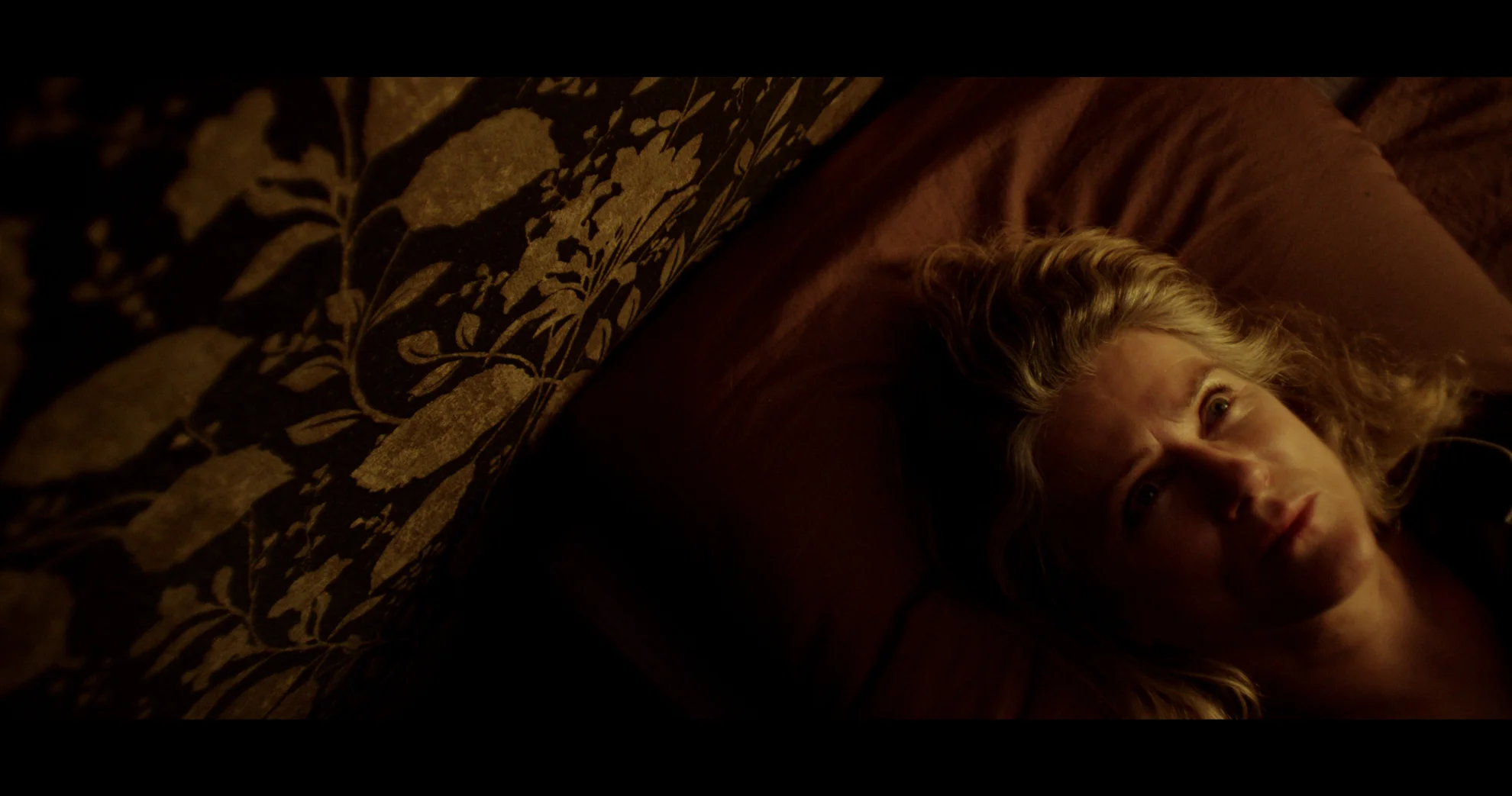 Deux hero banner image placeholder