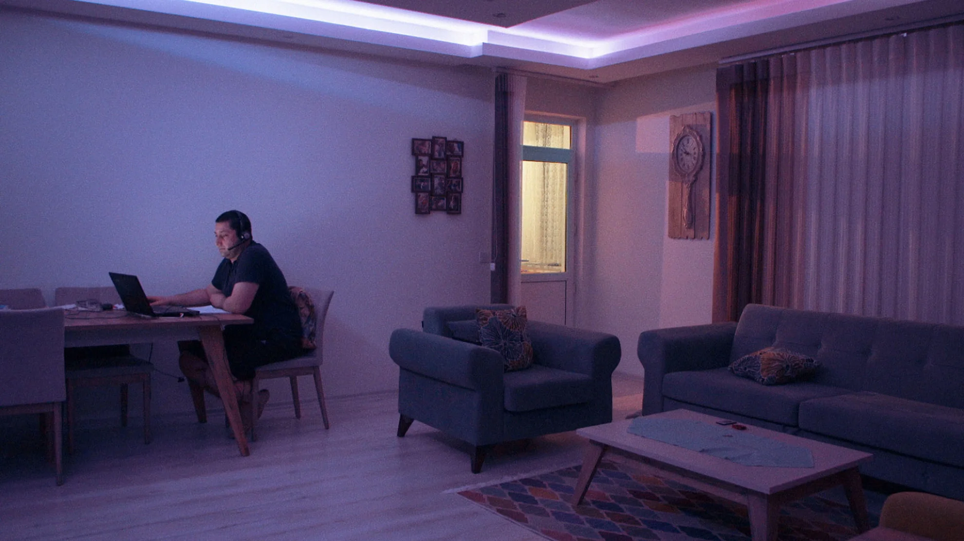 Arada - Verbannt in eine fremde Heimat hero banner image placeholder