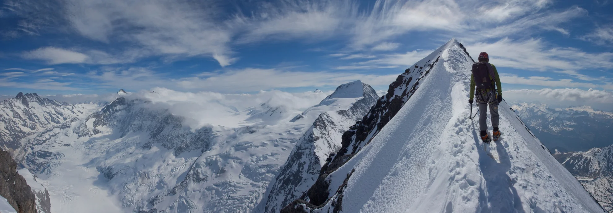 Mountain hero banner image