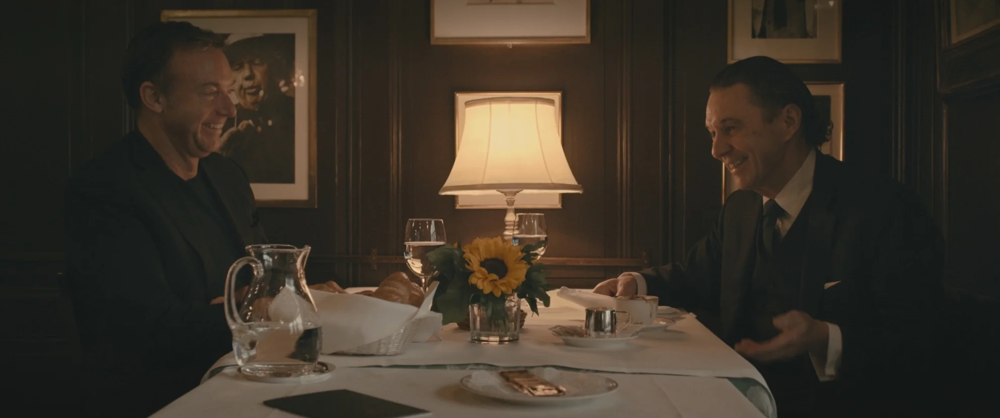 Alles über Martin Suter. Ausser die Wahrheit. hero banner image placeholder