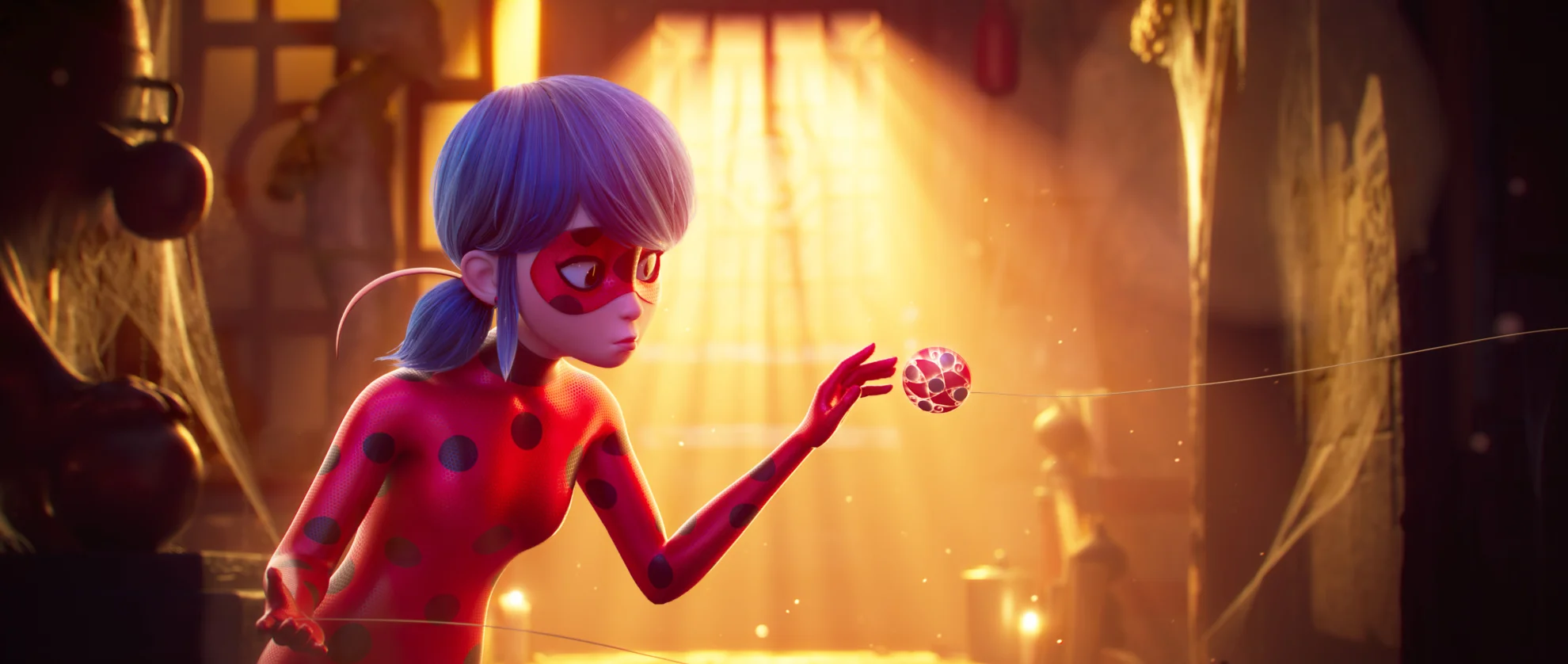 Ladybug & Cat Noir: Der Film hero banner image placeholder