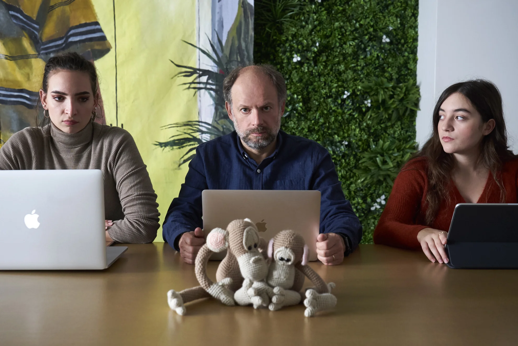 Les 2 Alfred hero banner image placeholder