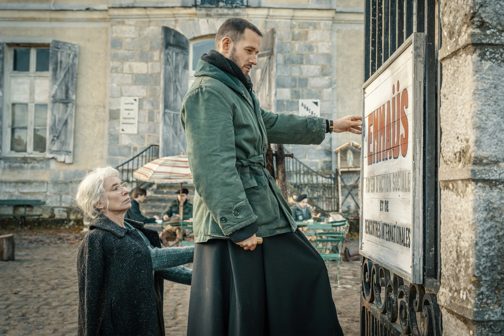 L'Abbé Pierre - Une vie de combats hero banner image placeholder