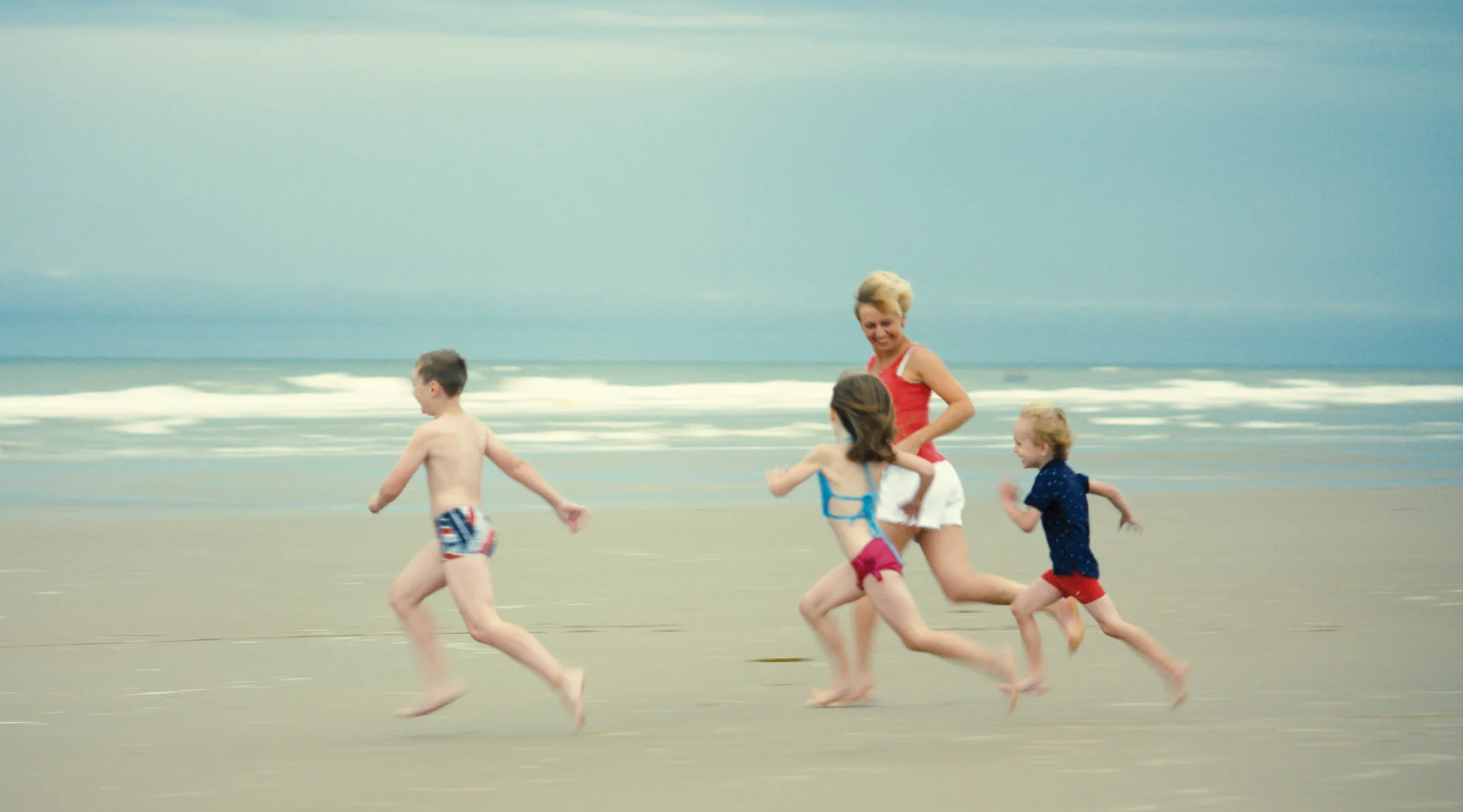 Petite fille hero banner image placeholder