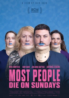 Los Domingos mueren más personas film poster image